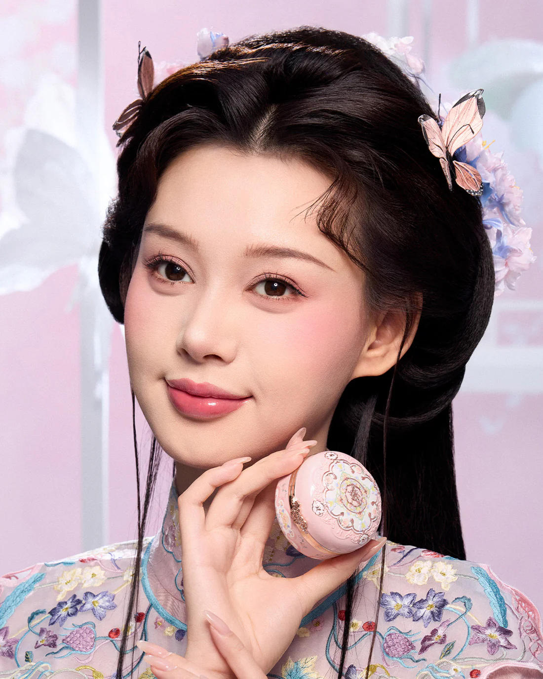 Butterfly Cloud Collar Rouge Box Highlighting & Blush Duo Powder - Image 26