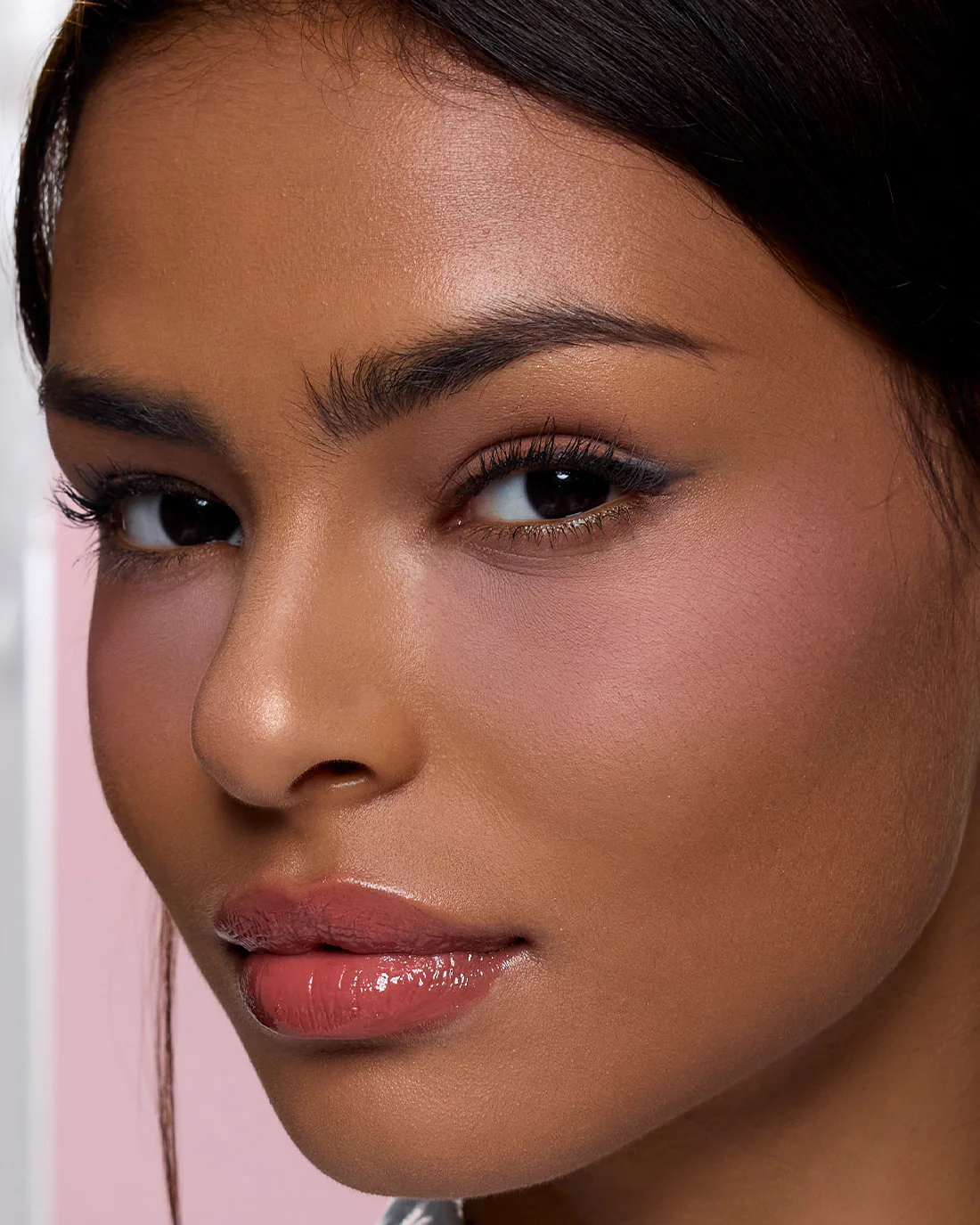Butterfly Cloud Collar Rouge Box Highlighting & Blush Duo Powder - Image 35