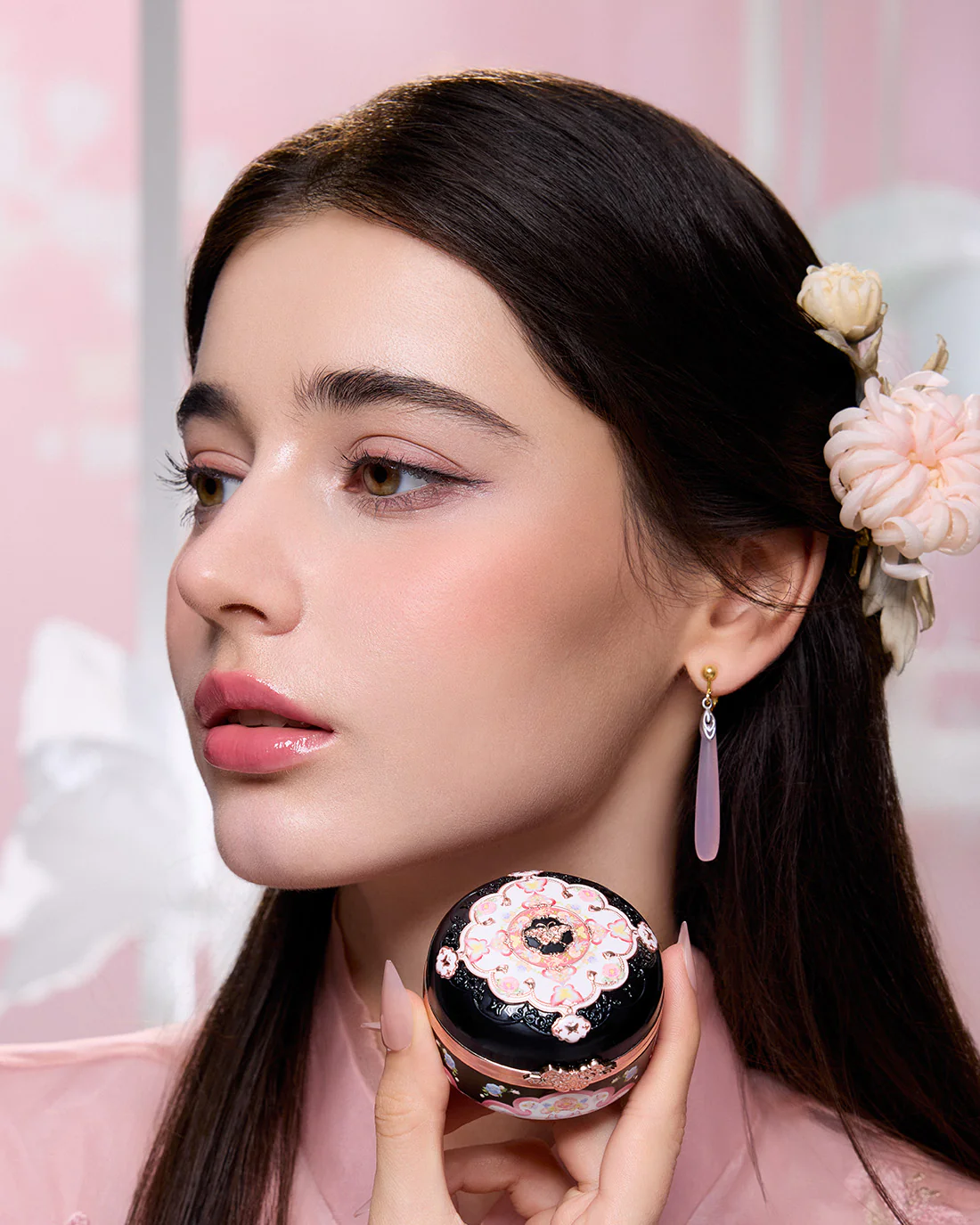 Butterfly Cloud Collar Rouge Box Highlighting & Blush Duo Powder - Image 48