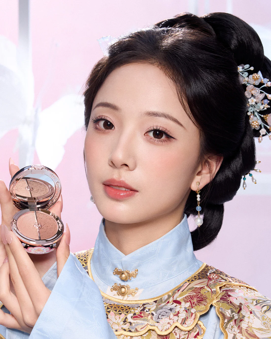 Butterfly Cloud Collar Rouge Box Highlighting & Blush Duo Powder - Image 49