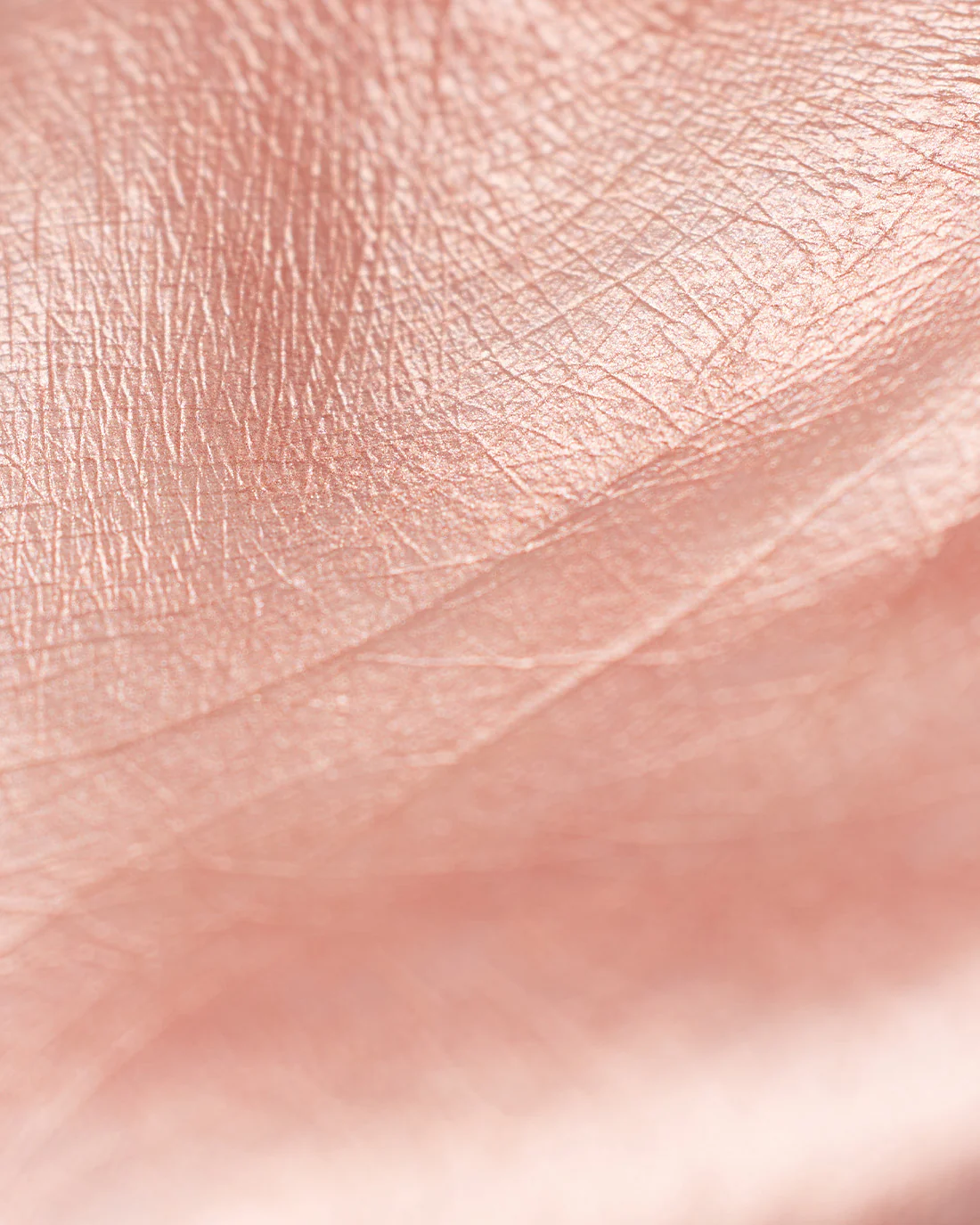 Midsummer Fairytales Liquid Highlighter (Multichrome) - Image 13